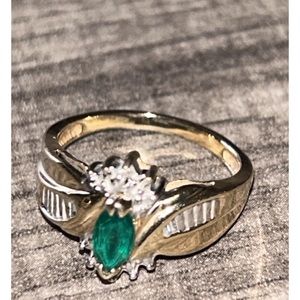 HD EMERALD RING DIAMOND BAGUETTES 10K GOLD RING SIZE 6 MAY BIRTHSTONE